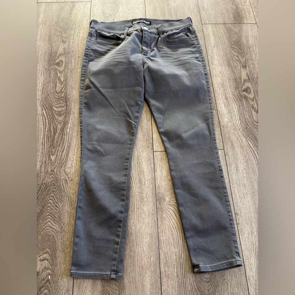 Express woman’s used extreme stretch legging in good condition